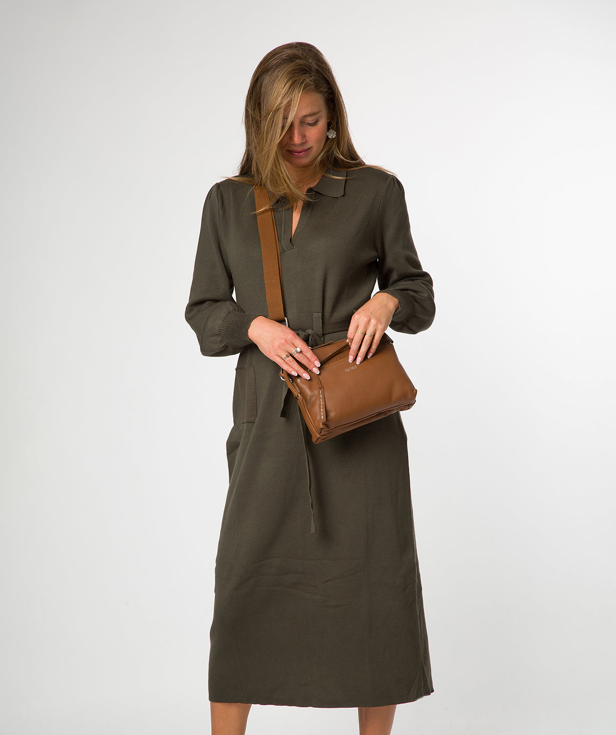 Celia crossbody bag interior organisation with zip and slip pockets