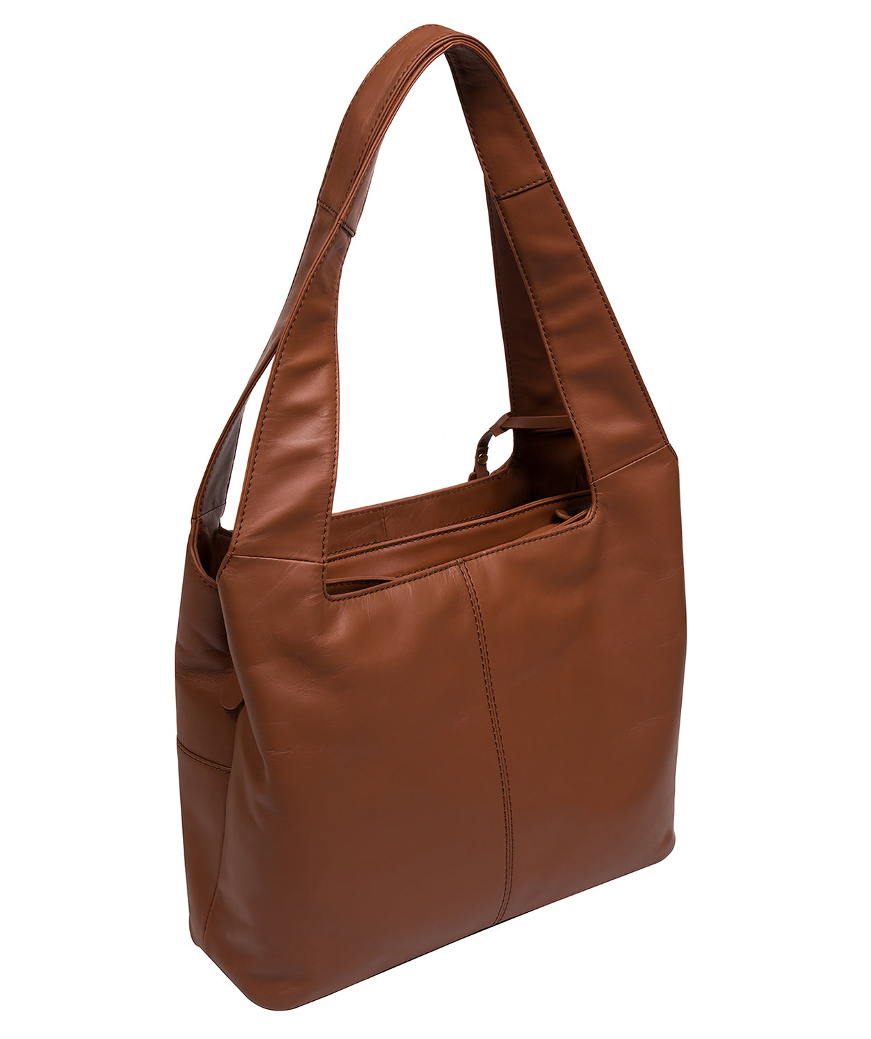 Interior slip pockets and organisation detail