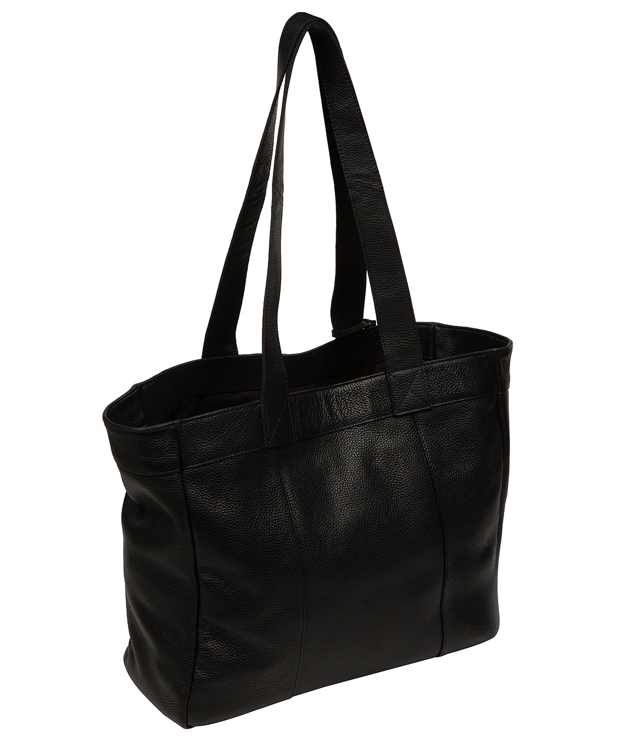 interior slip pocket and zipped pocket organisation detail